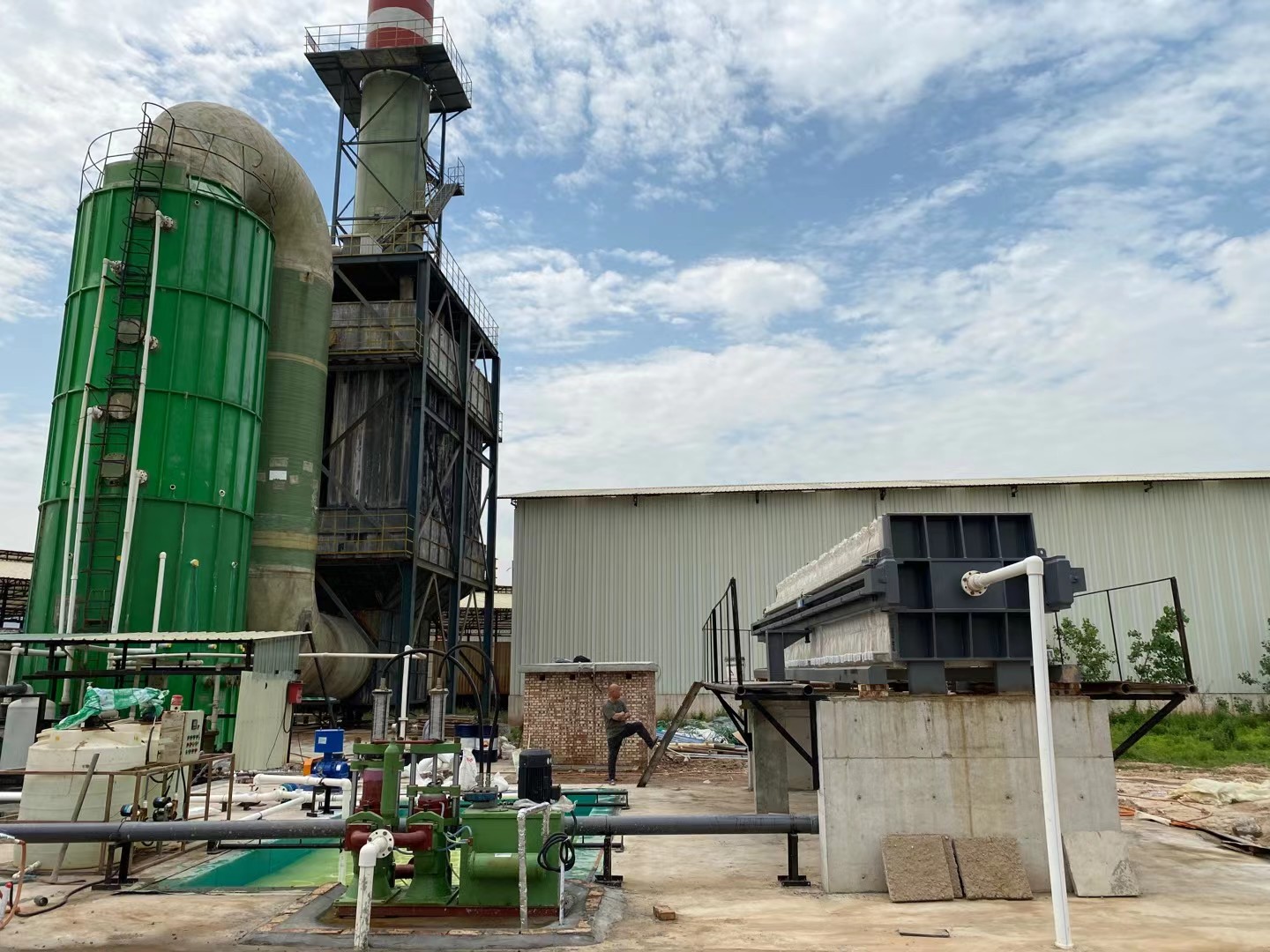 磚廠用壓濾機(jī)客戶現(xiàn)場(chǎng)2 磚廠脫硫廢水壓濾機(jī)