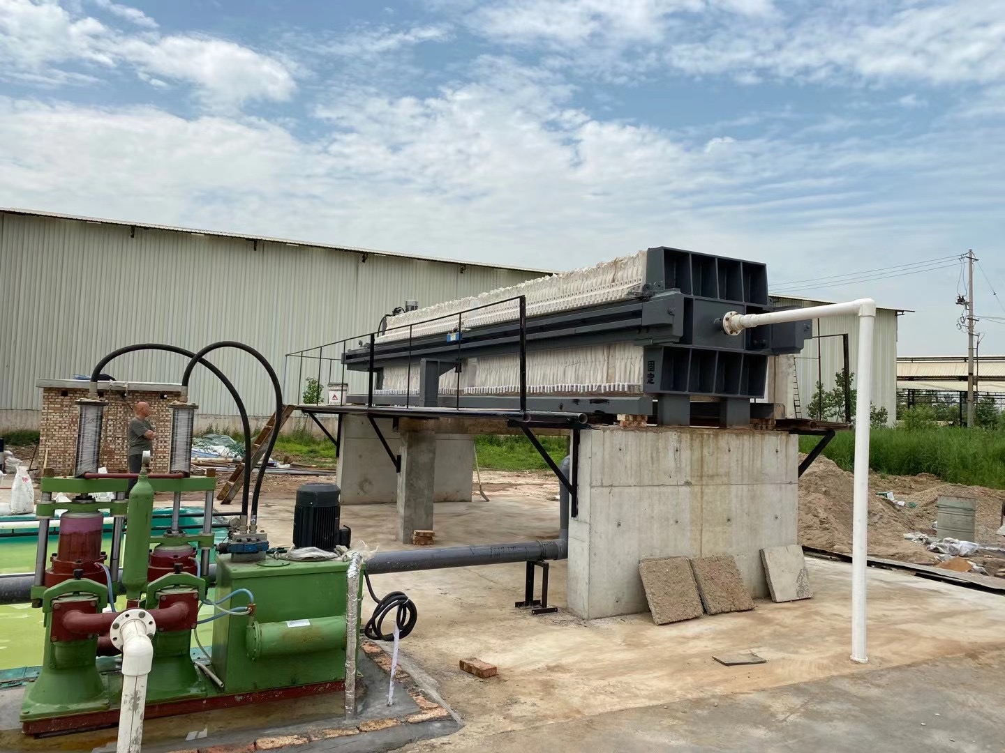 磚廠用壓濾機(jī)客戶現(xiàn)場(chǎng)1 磚廠脫硫廢水壓濾機(jī)